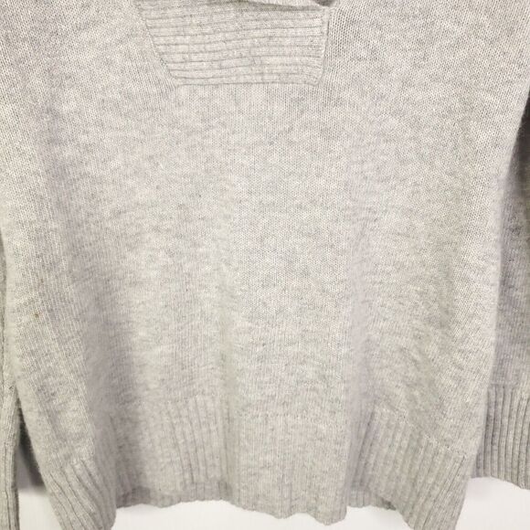 Sarah Spencer Sweater Womens Size XL Soft Polo Collar Split V Neck Light Gray - Picture 4 of 9